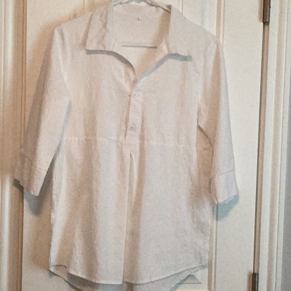 Large, La Mode White Button- Front Peplum Top